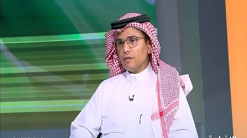 بالفيديو.. طبيب يخترع جهاز يغني المكفوفين عن استخدام العصا وشبهه "بالعين "