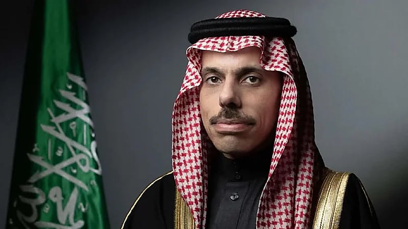 وزير الخارجية يصل قطر في زيارة رسمية