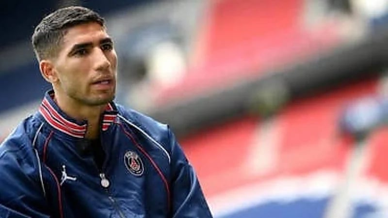 أنصار حكيمي يسخرون من متهمته بالاغتصاب