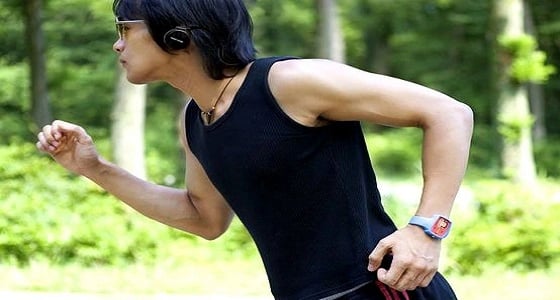 الاستماع للموسيقى أثناء التمارين الرياضية يجهد النفس ويعرضك للمخاطر