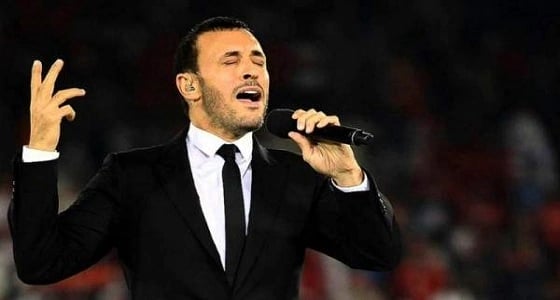 بالصور.. كاظم الساهر يودع العزوبية ويرتبط بهذه الفتاة