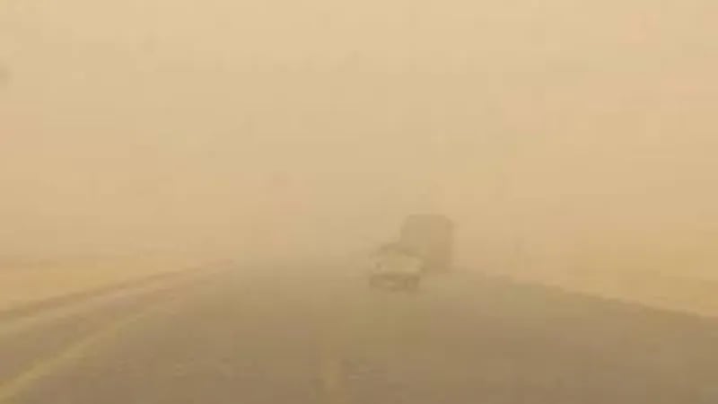 بالفيديو.. «الأرصاد»: ملايين الأطنان من الغبار ستبقي حتى نهاية الأسبوع على المنطقة الشرقية