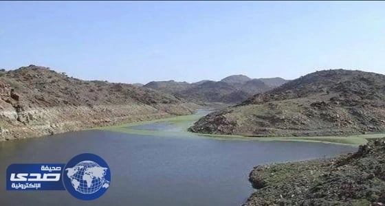 ⁠⁠⁠⁠⁠مدني الطائف يسير فرق السلامة للوقوف على مستوى مياه السيول المحتجزة بالسدود