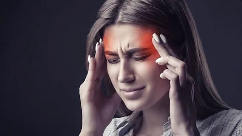 "الصحة الخليجي": يوضح ما يتم تداوله بشأن التعرف على المرض من مكان الصداع