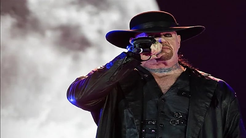 فيديو.. المصارع "أندرتيكر" في موسم الرياض