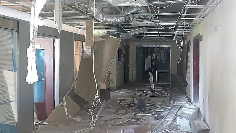 محامى البشير: القصف المدفعي كان في مقر إقامة الرئيس السابق