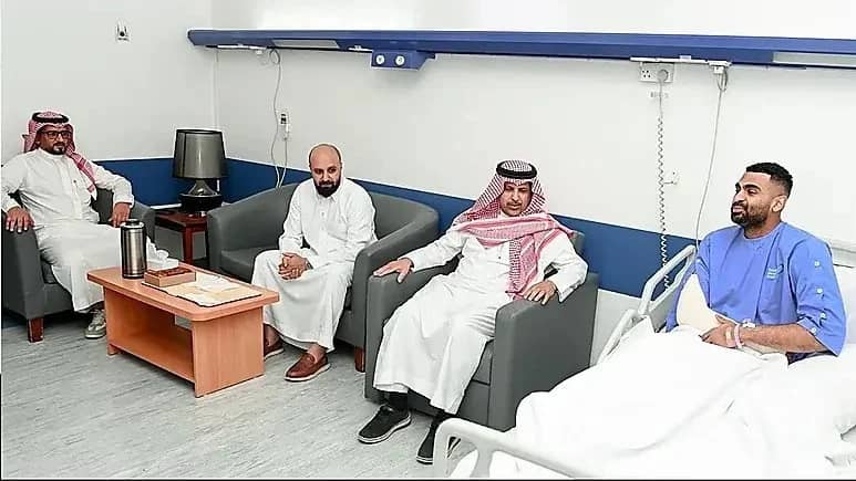 الشباب يعلن نجاح عملية حارسه