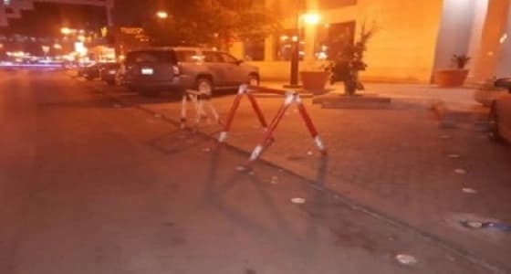 بالفيديو.. مضاربة حامية بين فتيات في مول بالطائف