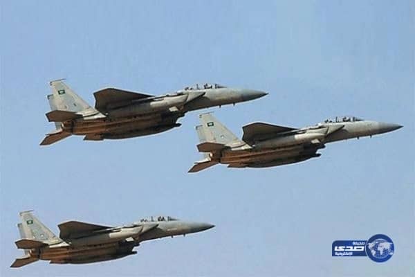 مقاتلات التحالف تكثف غاراتها على معاقل الحوثيين بتعز