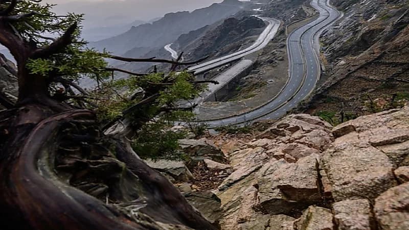 إغلاق مؤقت لطريق الهدا من الاتجاهين