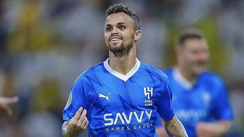 إعلامي برازيلي: ميشايل يريد القدوم لكورينثيانز..فيديو