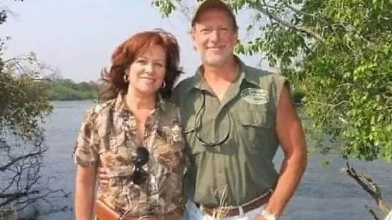 طبيب يقتل زوجته في رحلة سفاري ليحصل على مبلغ التأمين