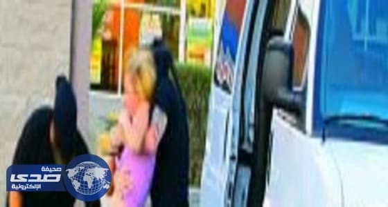 بالفيديو .. اختطاف امرأة في وضح النهار بكاليفورنيا