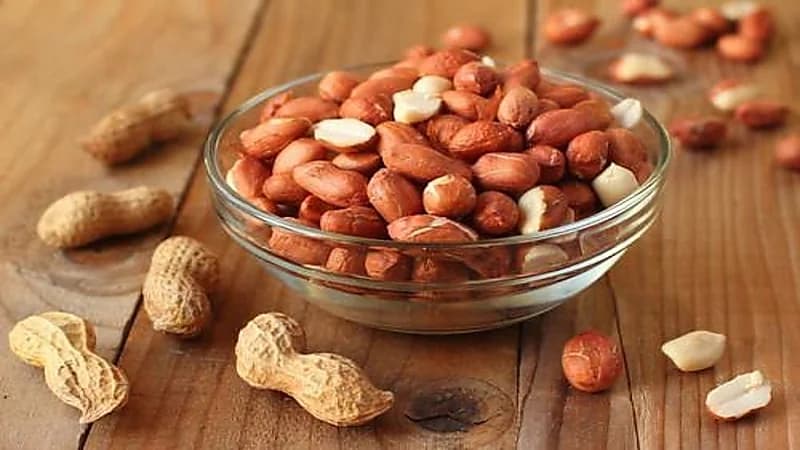 الإفراط في تناول الفول السوداني يعزز انتشار السرطان