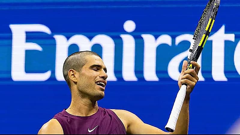 ألكاراز يكشف عن سبب غريب وراء ظهوره بقصة شعره الجديدة