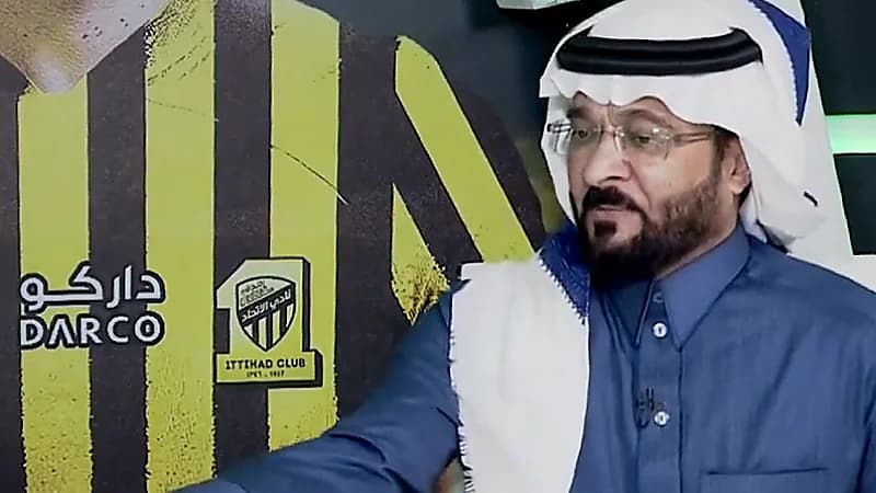 مساعد الجريسي : الشباب حل مشاكله المالية .. فيديو