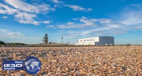 " سبيس إكس " تطلق مركبة محملة بكمبيوتر فائق للفضاء