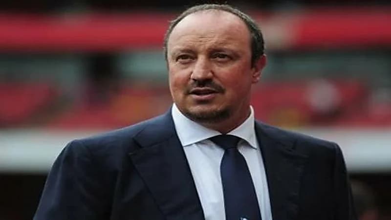 إيفرتون يتعاقد مع بنيتز لمدة 3 مواسم