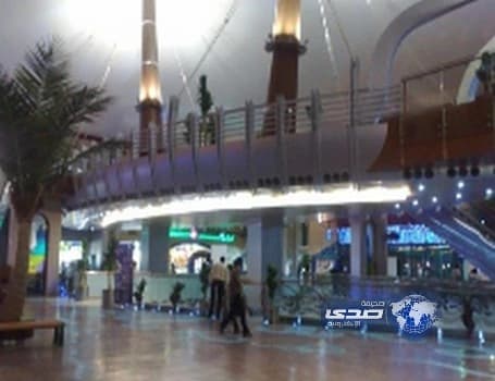 محاسب سعودي يحول دون سرقة 600 ألف ريال رغم تلقيه طعنة في جسده