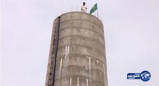 والد مُحاول الانتحار يستغيث بأمير الجوف لإيقاف قرار إزالة مسكنهم