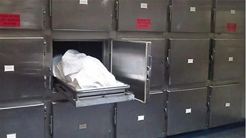 مقتل شخص على يد زوجته وابنته