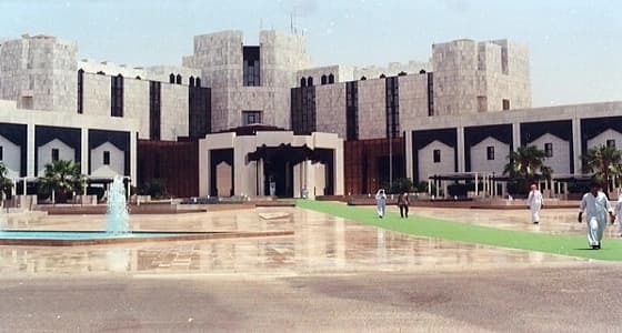 بعد 33 عاما من العمى.. مواطن يسترد بصره في " خالد للعيون "