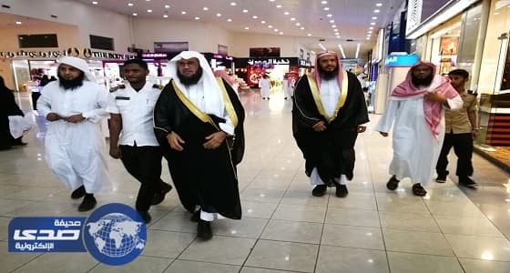 بالصور.. مدير الرئاسة العامة بالباحة يتفقد العمل الميداني في مهرجان العسل