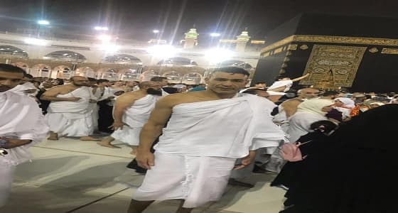 عصام الحضري يؤدي مناسك العمرة قبل لقاء النصر