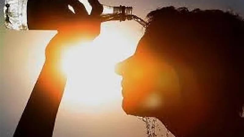 أعراض المشاكل الصحية المتعلقة بالعمل في درجات الحرارة العالية