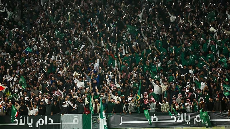 جماهير الأخضر بعد المباراة: يونس وينه.. كسرنا عينه .. فيديو