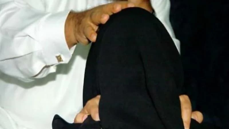 "الأمر بالمعروف" تحذر النساء من الوقوع في المحرمات أثناء الرقية