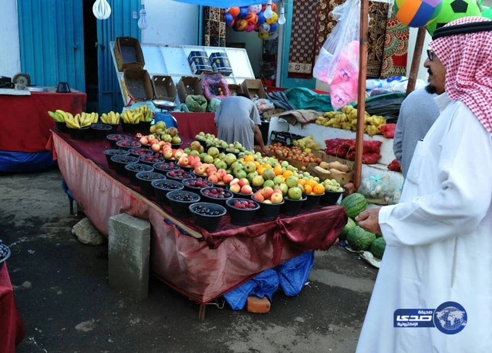 شاهد.. بكاء هند البلوشي على الهواء بعد ذكر الخلاف مع شقيقتها مرام