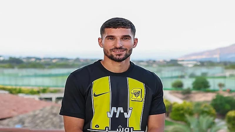 عوار وميتاي ينهيان البرنامج الإعدادي