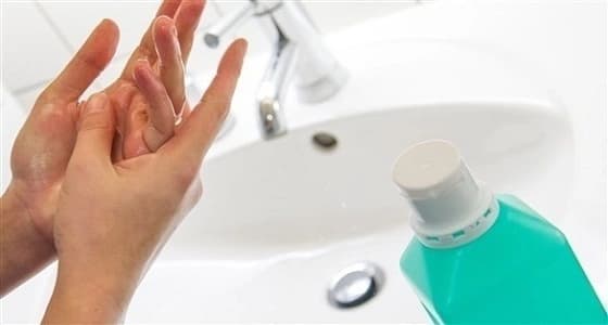 خبراء : لا يجوز استخدام المطهرات في المنزل بشكل عام دون داعٍ