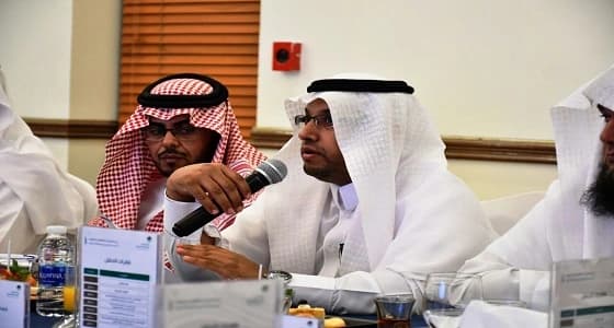 بالصور.. مدير فرع العمل بالشرقية يناقش مع 18 جمعية مشروع زكاة الفطر الموحد