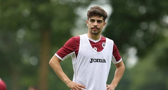 جوستافو يتمنى دخول التاريخ من خلال العميد