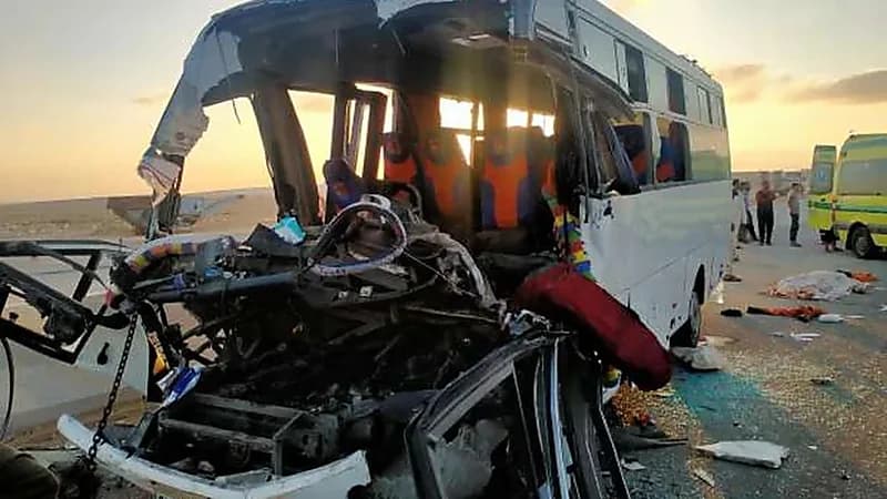 حادث مأساوي يخلف 38 وفاة وإصابة في مصر