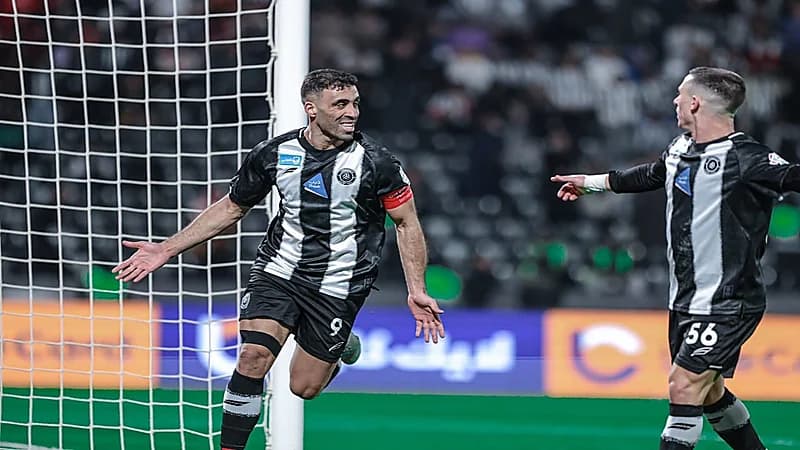 قراران من العين الإماراتي بشأن عبدالرزاق حمدالله