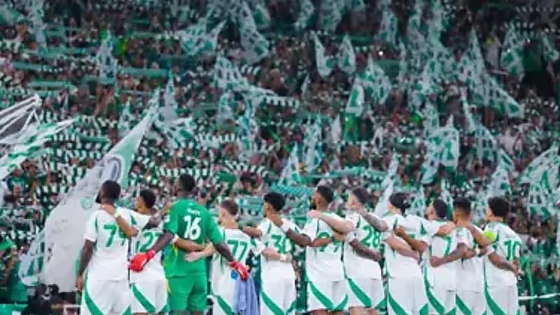 مساعد جيسوس يحضر مباراة الأهلي وبوريرام .. فيديو