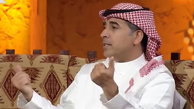 منيف الحربي : مضحك أن نطالب بمنح رونالدو كارت أصفر لمناقشته الحكم .. فيديو