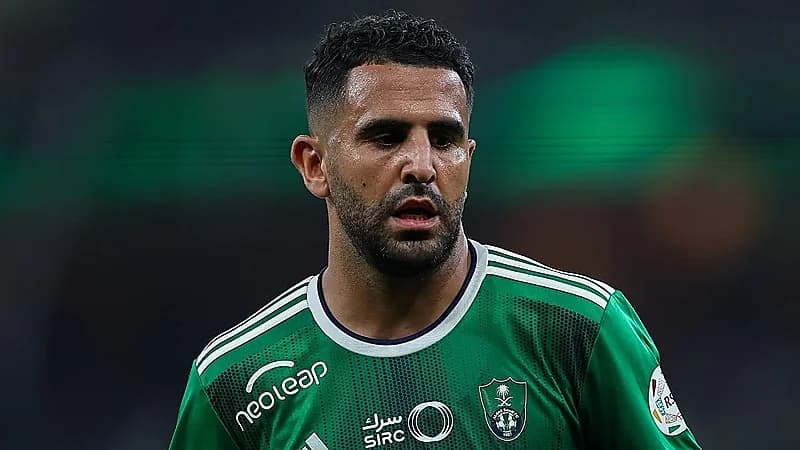 الأهلي يتخذ قرار جديد لمنع محرز من الرحيل