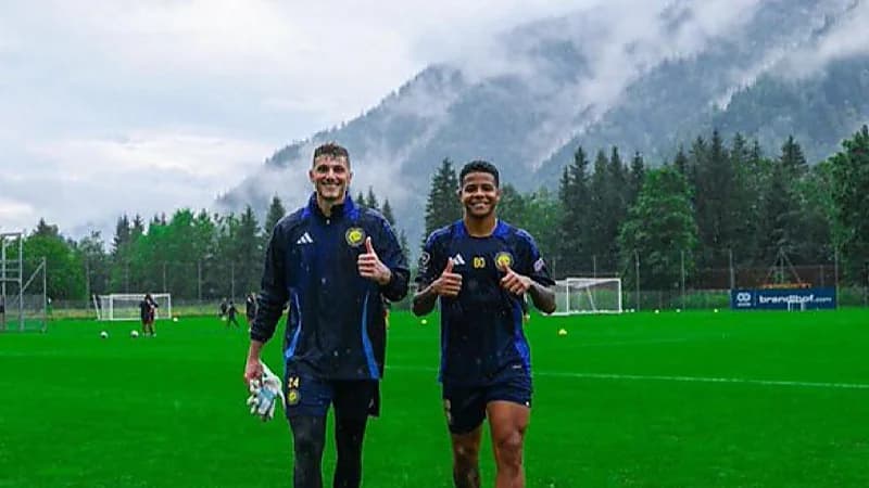 جيسوس يطالب النصر بالتعاقد مع حارس