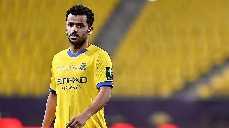 حسم مصير عسيري مع النصر