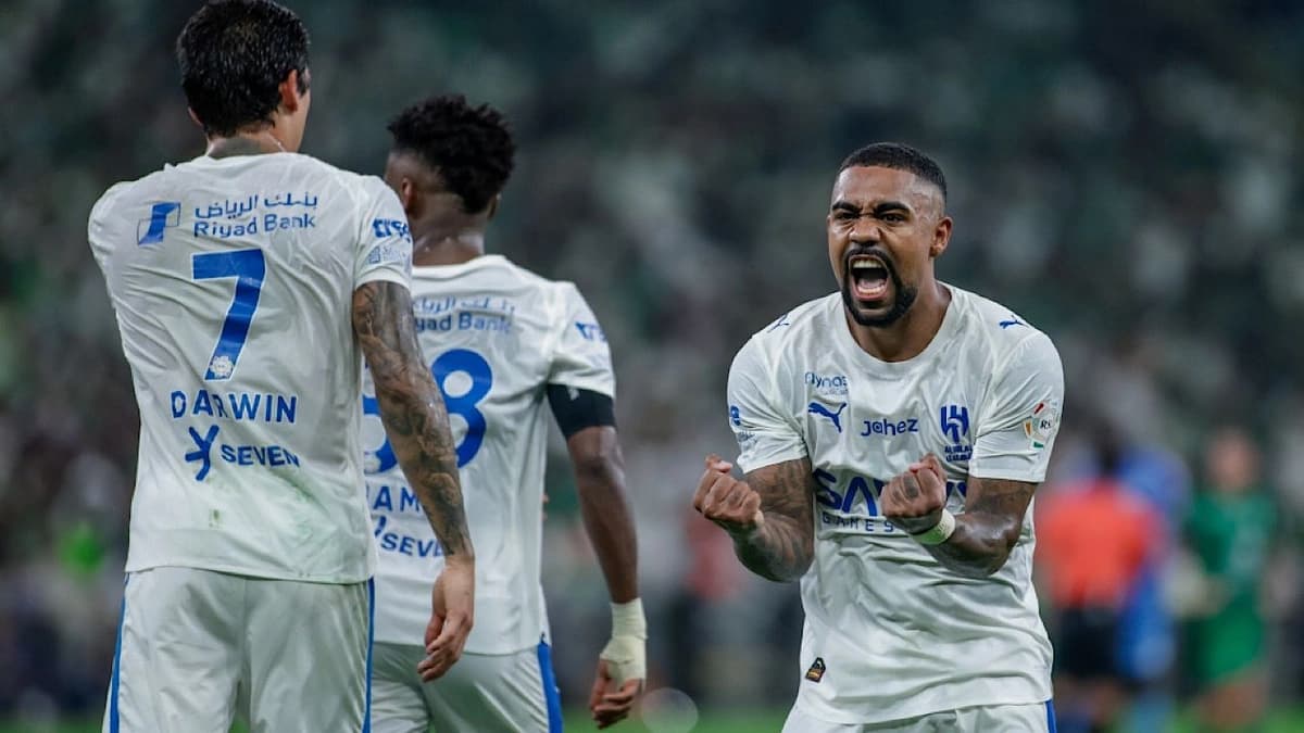 مالكوم يُثير قلق الجماهير بعد صورته الأخيرة