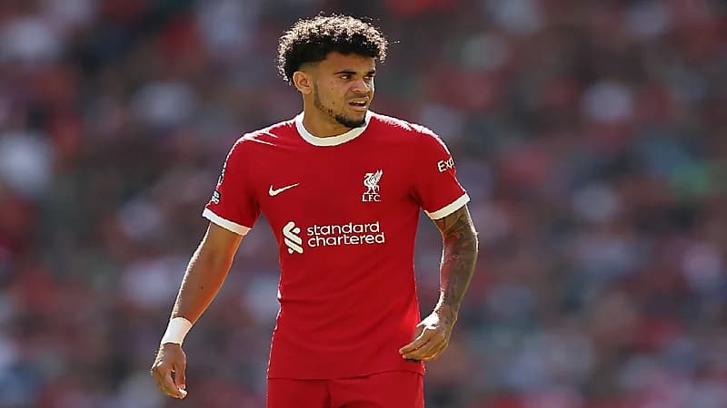 ليفربول يتمسك بلويس دياز ويرفض عروض بايرن ميونيخ وبرشلونة