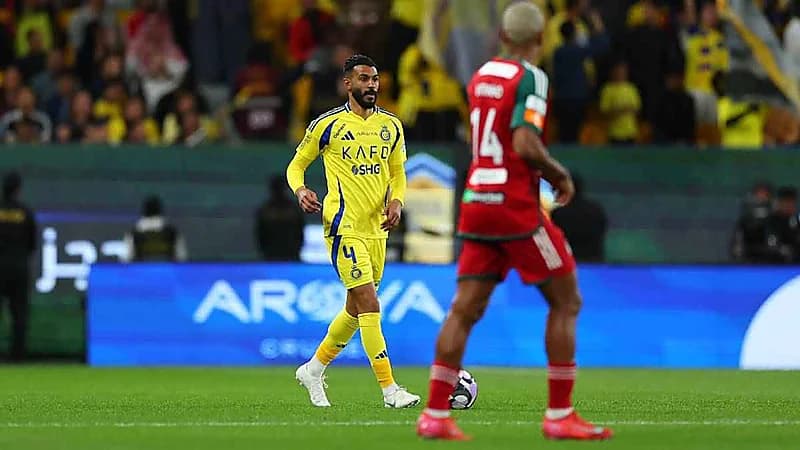 محمد آل فتيل يجري عملية جراحية .. صورة