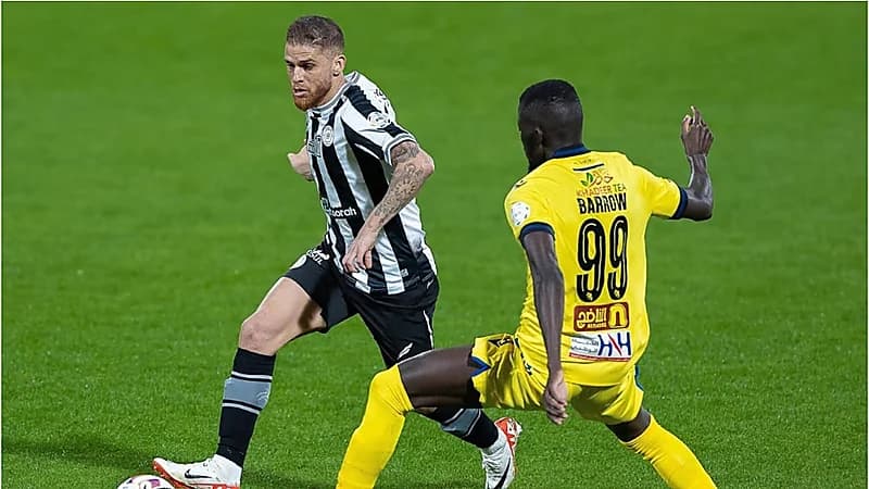 تطورات جديدة بشأن رحيل "كويلار" عن نادي الشباب