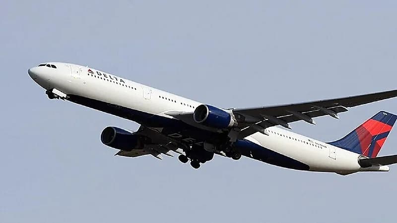 الطيران الأمريكي يحقق في حادث جوي كاد أن يؤدي إلى تصادم قرب واشنطن