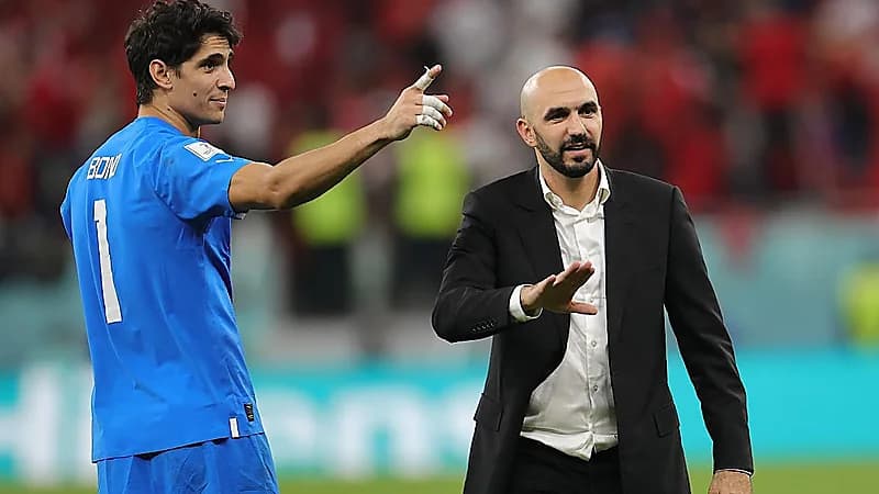 مدرب المغرب: بونو يمر بموسم سيء مع الهلال ولكنه سيبقى حارسنا الأساسي