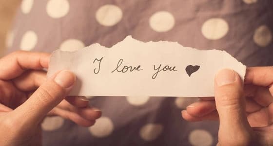 8 أسباب تجعلك تخافين من قول كلمة " أحبك "